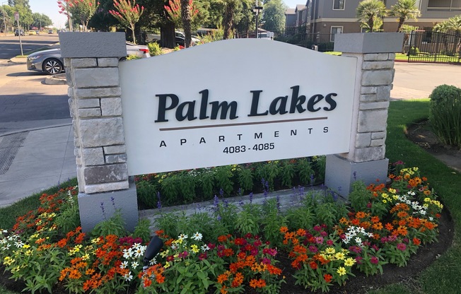 Palm Lakes