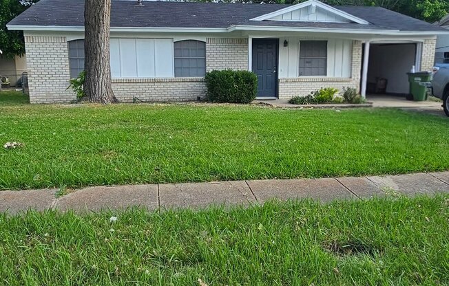 15115 OAKWOOD LN