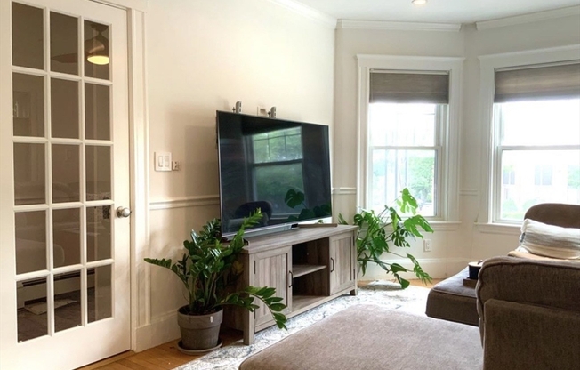 520 Mount Auburn St.