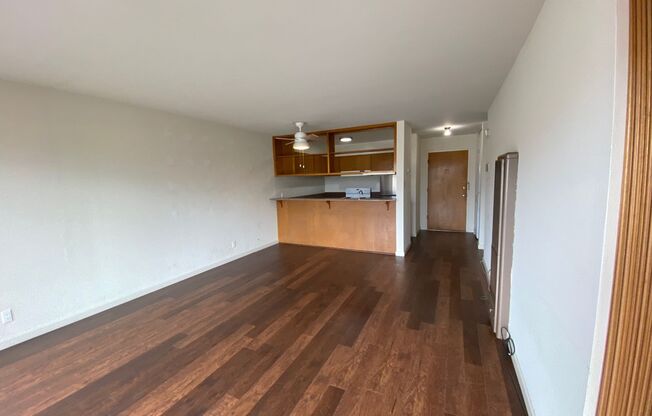0740O - The Mariposa Apartments