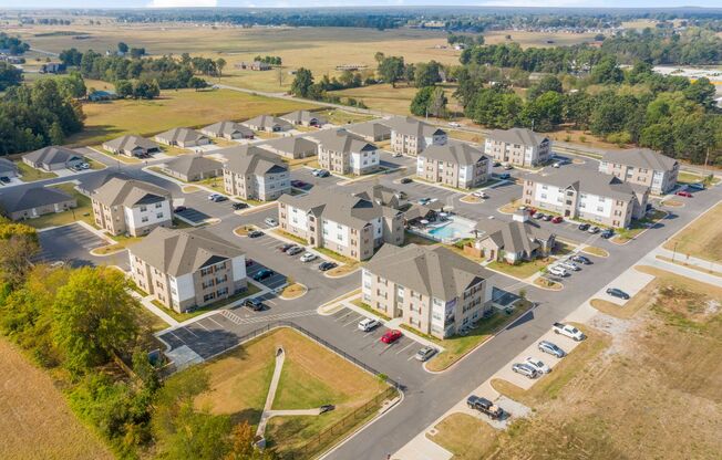 3 beds, 2 baths, 1,304 sqft, $1,829, Unit 568