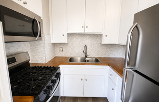 1 bed, 1 bath, 650 sqft, $1,895, Unit 107
