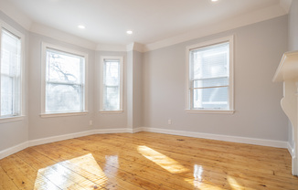 4 beds, 2 baths, $4,600, Unit 2