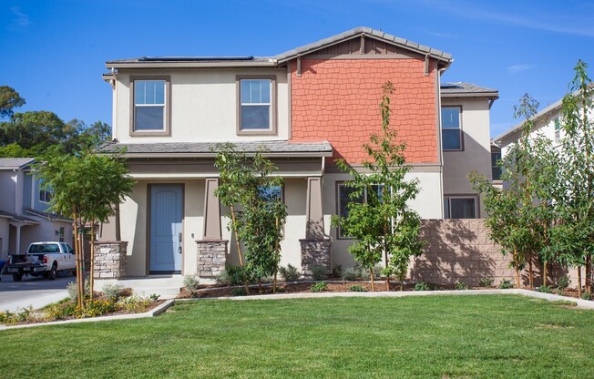 Beautiful 4Be/3Ba 2 Story Home in New Pomona Community!