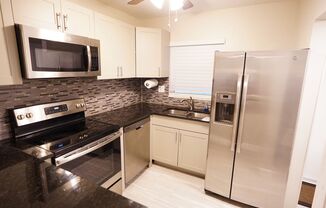 Renovated 2/2 in quite 55+ community