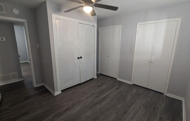 2 beds, 1 bath, 798 sqft, $799, Unit 117 4