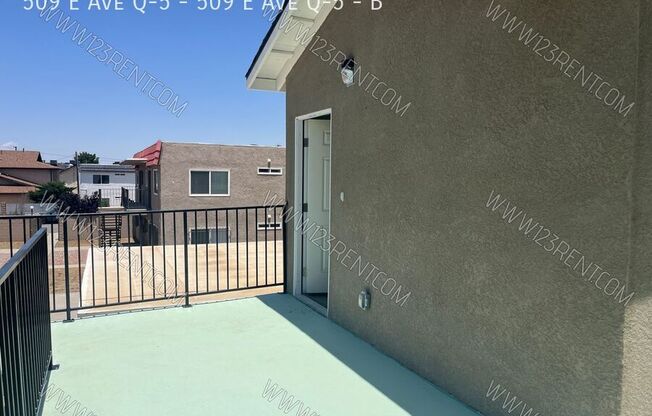 509 E Ave Q-5 - 509 E Ave Q-5