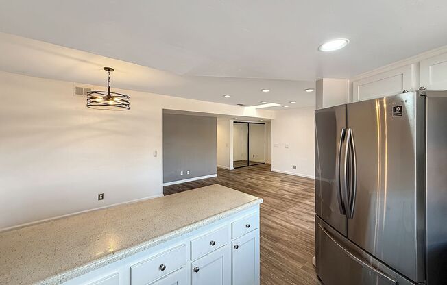 Stunning 2B/2BA Condo in Escondido!