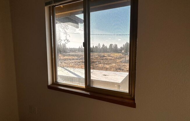 2 beds, 1 bath, 902 sqft, $1,375, Unit W - 051