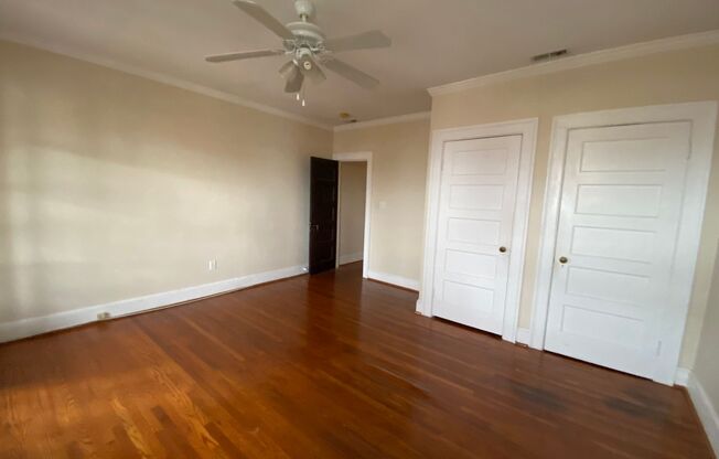 2 beds, 1 bath, 1,000 sqft, $1,750, Unit 3027 N. Calvert St. E6
