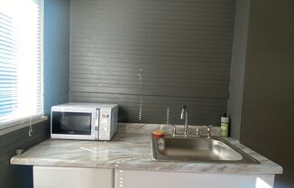 1 bed, 1 bath, $1,000, Unit #2