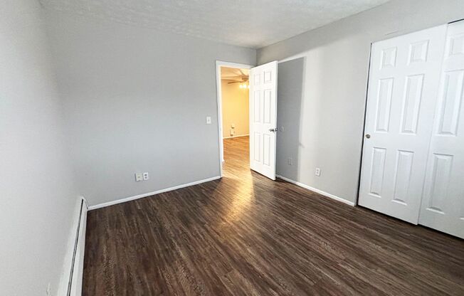 1 bed, 1 bath, 560 sqft, $825, Unit 725-18