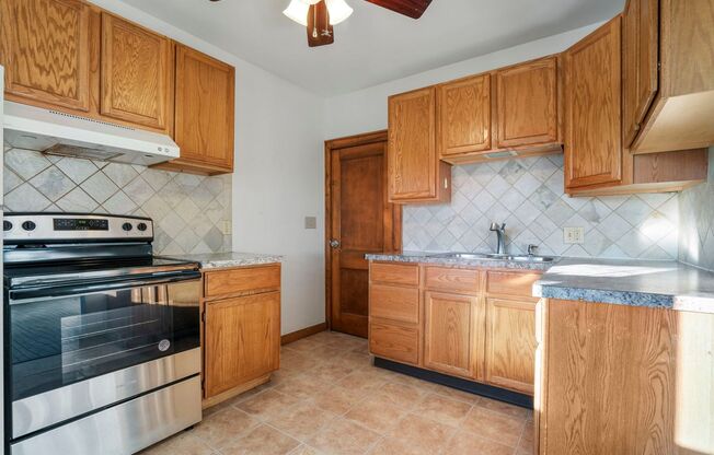 3 beds, 1 bath, $1,449