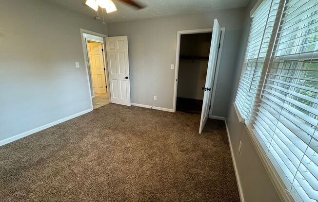 3 beds, 1 bath, $1,700