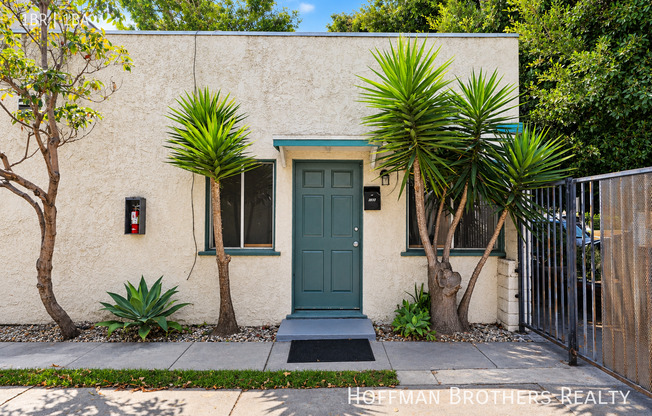724 MACHADO DR