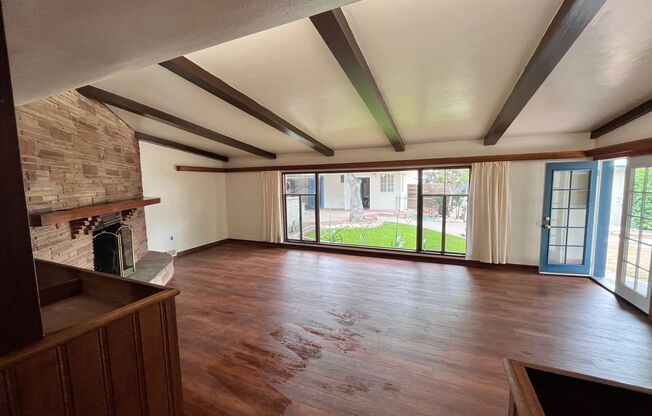 1122-1124 N. San Gabriel Ave.