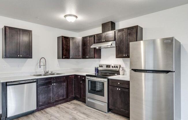 12403 E 3 AVE
