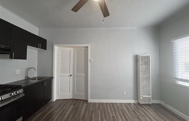 1000 Redondo Ave Apartments, Long Beach CA
