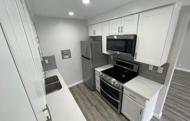 1 bed, 1.5 baths, 951 sqft, $3,198, Unit 106