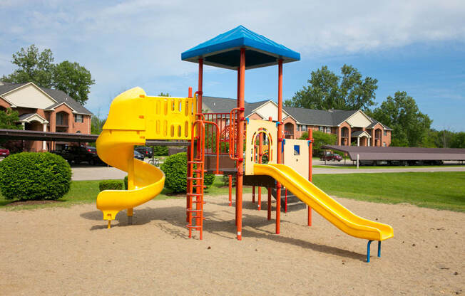 Georgetown Park Apartments Fenton MI Playground