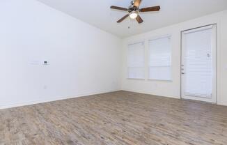 3 beds, 2 baths, 1,201 sqft, $1,461