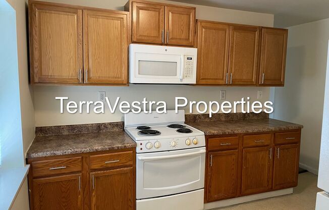 4508-4510 Roosevelt Ave