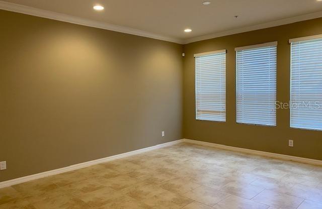 572 MERRY BRK CIR