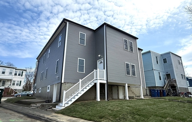 35 FRANCIS ST