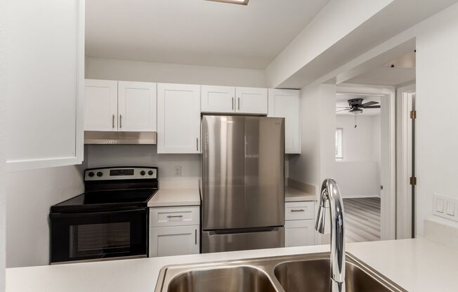 1 bed, 1 bath, 680 sqft, $1,200, Unit 307