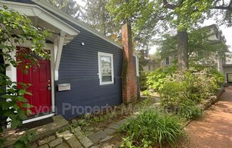 2 BURRS LN