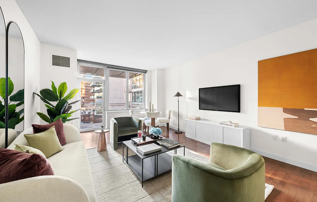 2 beds, 1 bath, 1,005 sqft, $6,250, Unit 7B