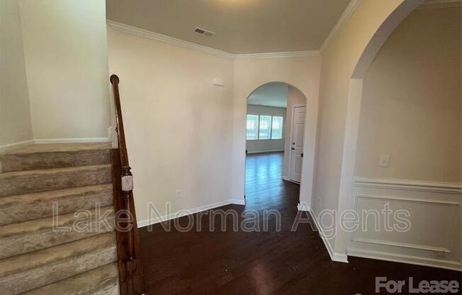 10374 RUTLEDGE RDG DR
