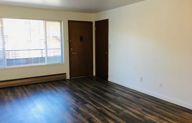 1 bed, 1 bath, 640 sqft, $1,550, Unit 524-03