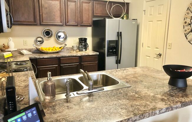 1 bed, 1 bath, 856 sqft, $1,170, Unit 0812