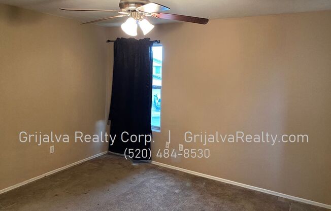 4 beds, 2.5 baths, $1,900, Unit 9127