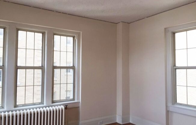 2 beds, 2 baths, 775 sqft, $1,875, Unit 610
