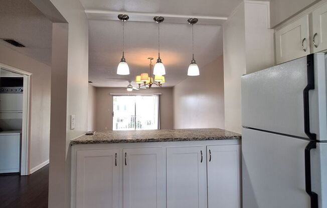 Charming 2-Bedroom Condo in Scenic Winter Park’s Mead Gardens Community