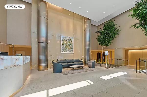275 W 96 ST