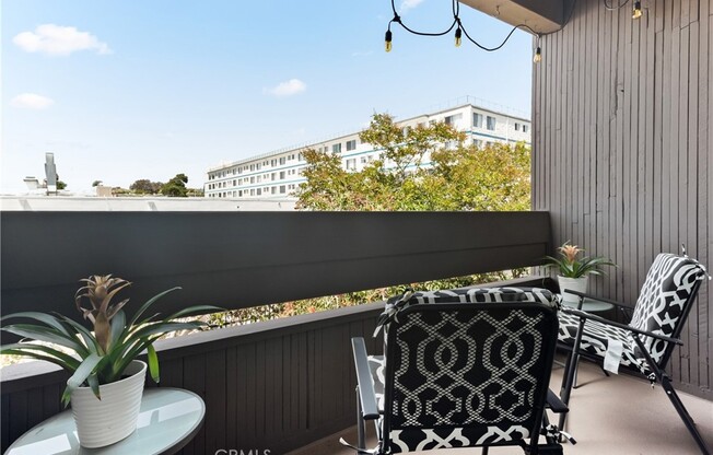 7740 Redlands Street