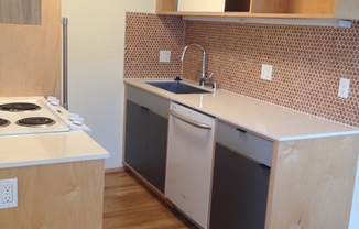 1 bed, 1 bath, $1,875, Unit Unit 12