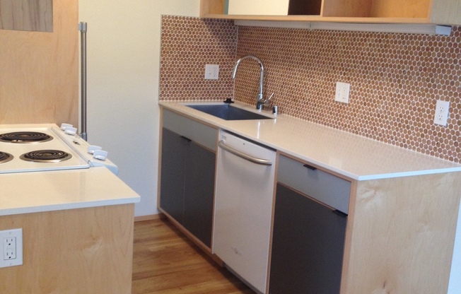 1 bed, 1 bath, $1,875, Unit Unit 12