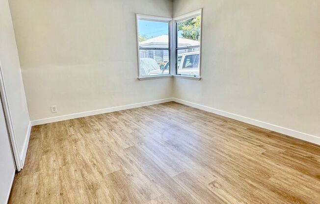 1 bed, 1 bath, 800 sqft, $2,195