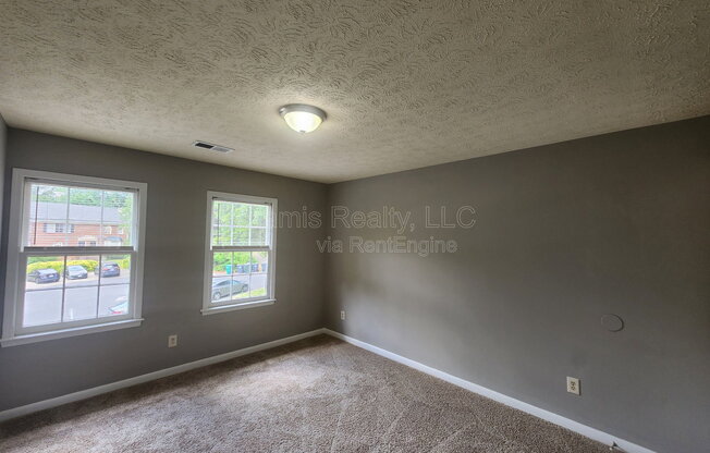 5288 WEYDEN CT