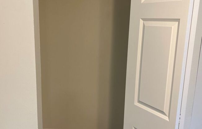 2 beds, 2 baths, 947 sqft, $1,338, Unit 3020