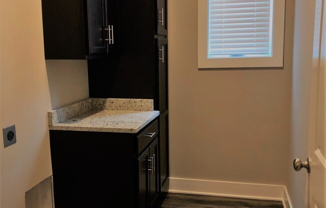 1 bed, 1 bath, 780 sqft, $960, Unit 413