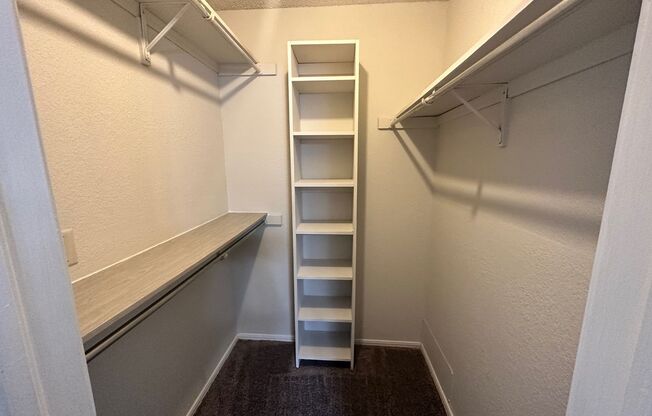 1 bed, 1 bath, 530 sqft, $899, Unit 112
