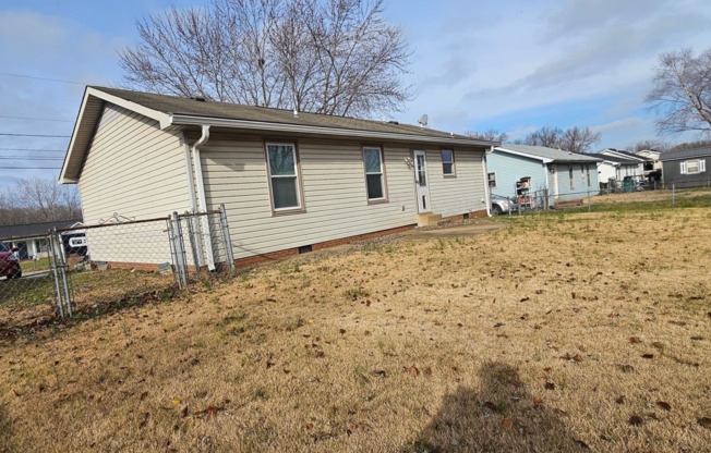 3 beds, 2 baths, $1,150