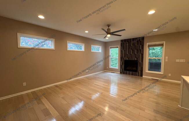 1217 BELHAVEN RD