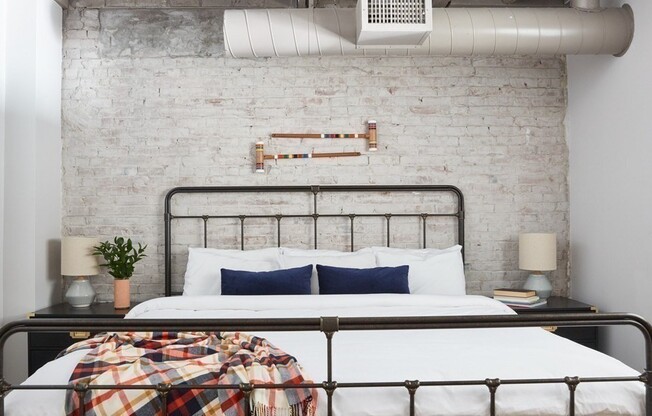 2 beds, 2 baths, 1,068 sqft, $5,000, Unit 405