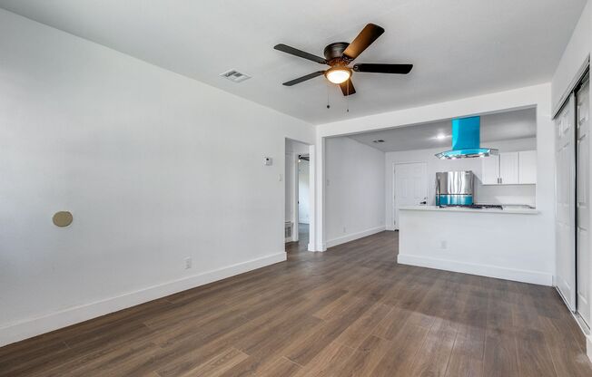 RENOVATED 3-BEDROOM HOME IN UNITED WESTWOOD